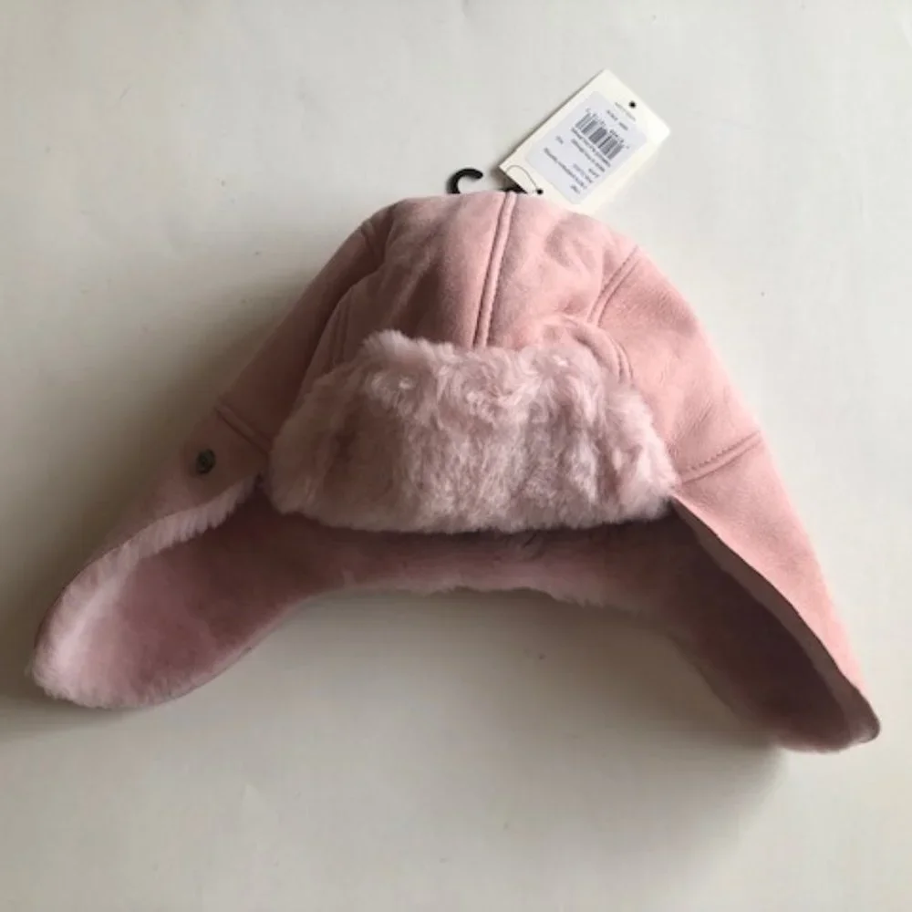 UGG KIDS LEATHER & REAL SHEARLING TRAPPER HAT AND MITTENS SET. SHEEPSKIN
